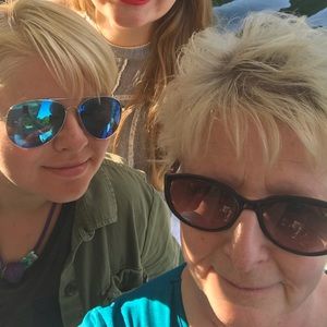 Meet your Posher, Tracy